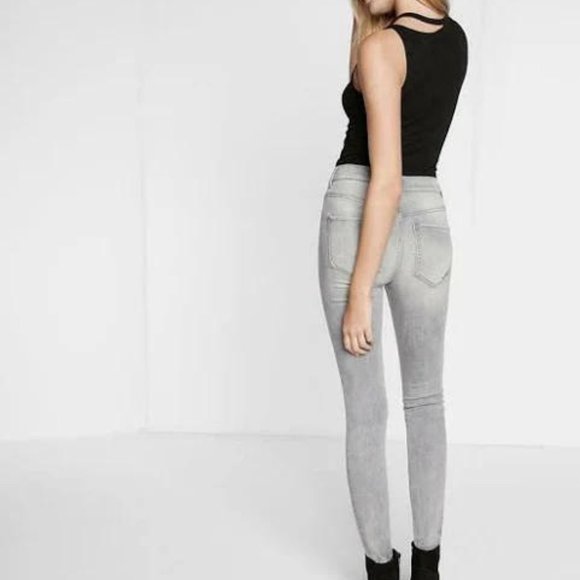 Express Performance Stretch High Rise Jegging in light gray - Picture 3 of 9